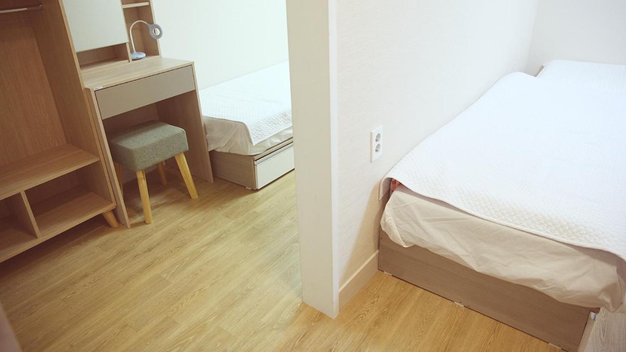 Unni House Hostel โซล ภายนอก รูปภาพ