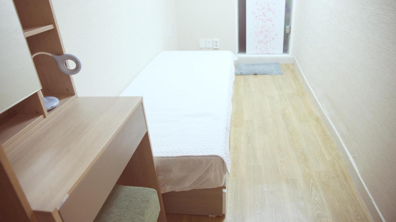 Unni House Hostel โซล ภายนอก รูปภาพ